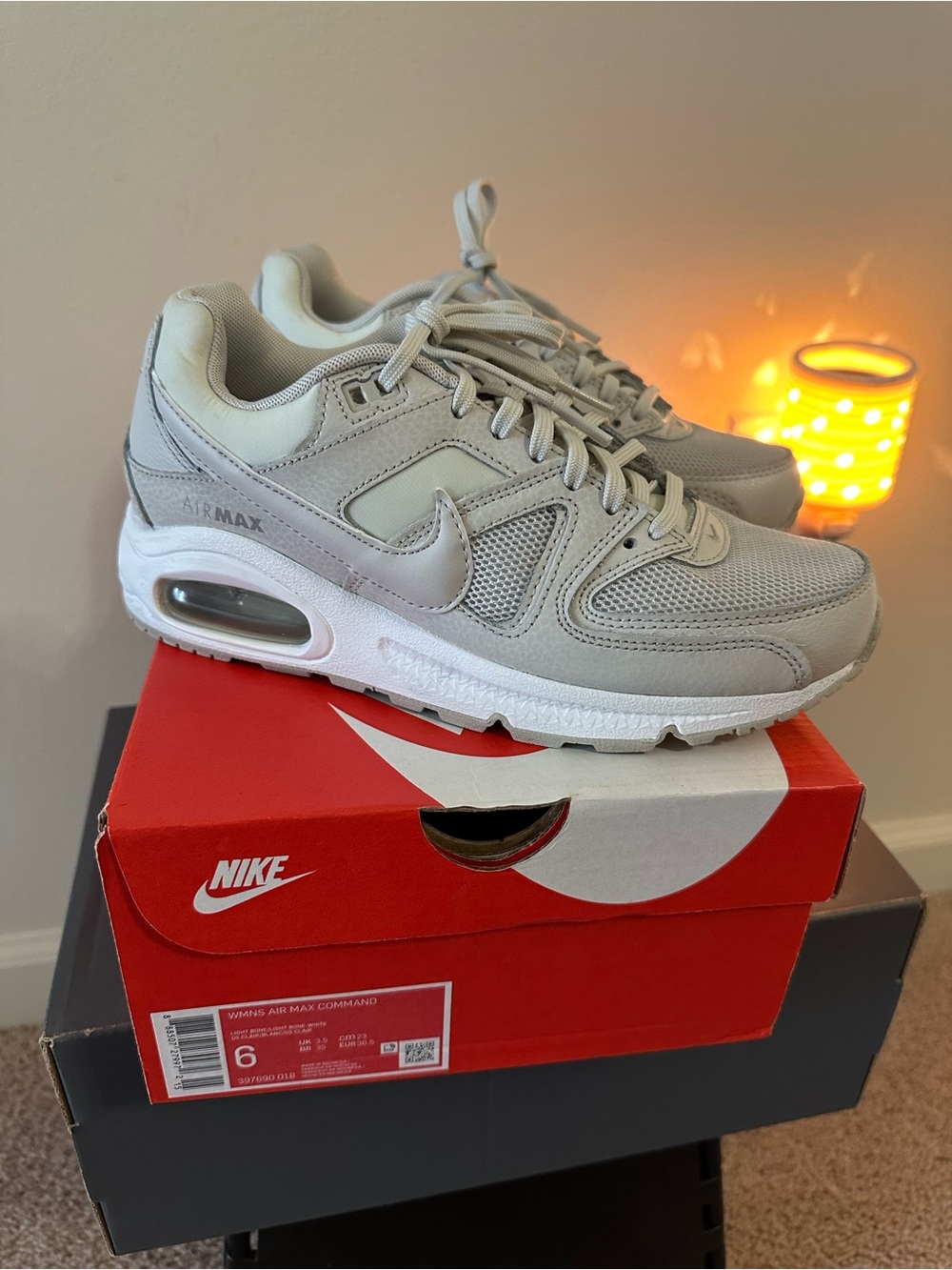 Nike Air Max Command, Women’s Sneakers - Light Grey/White. Size 6